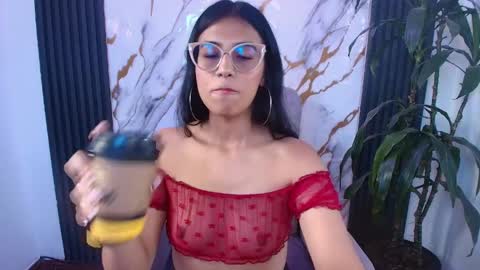 sub_scarlett_ online show from March 26, 2026, 1:28 pm