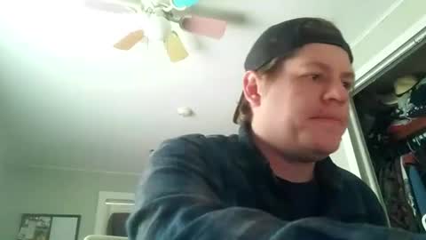 Subbypetboy online show from February 8, 2026, 5:16 pm