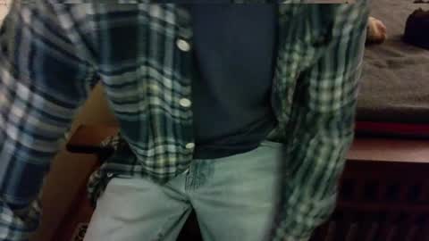 Snapshot of submitted4u chatting on February 16, 2025, 12:30 am Submitted4u online show from February 16, 2025, 12:30 am