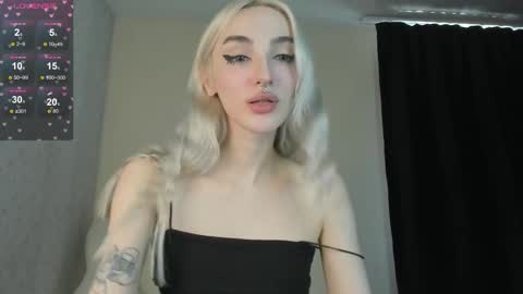 Snapshot of succubantra chatting on September 17, 2025, 1:02 pm Chloe online show from September 17, 2025, 1:02 pm