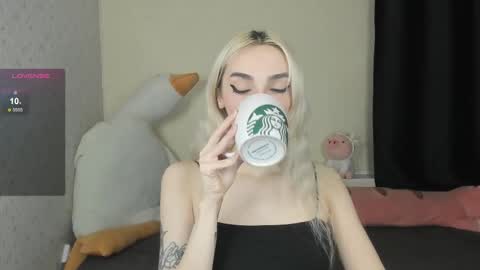 Snapshot of succubantra chatting on October 19, 2025, 3:01 pm Chloe online show from October 19, 2025, 3:01 pm