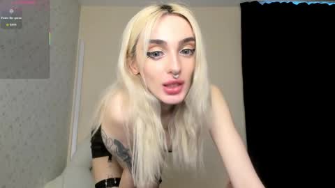 Chloe online show from May 17, 2026, 3:08 pm