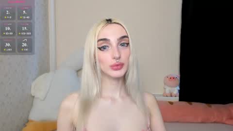 Chloe online show from June 15, 2026, 11:56 am