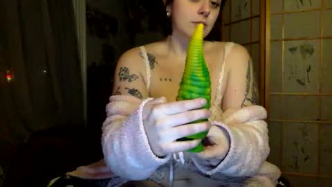 succubi_tyes online show from February 8, 2026, 12:14 am