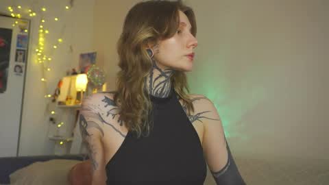 succubus_66 online show from April 5, 2026, 10:45 am