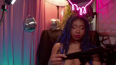 Succubus RoseMilk online show from June 1, 2026, 2:24 am