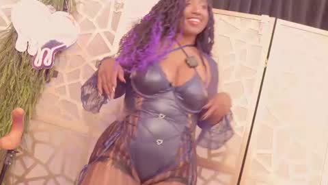 Succubus RoseMilk online show from June 12, 2026, 11:35 pm