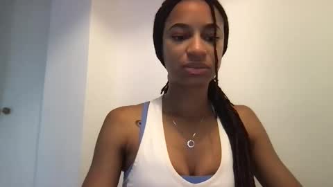Snapshot of succubussirena chatting on May 25, 2026, 5:41 pm Succubus Sirena online show from May 25, 2026, 5:41 pm
