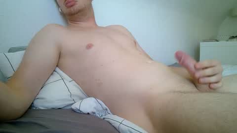 suck_me_bby online show from June 27, 2026, 1:06 pm
