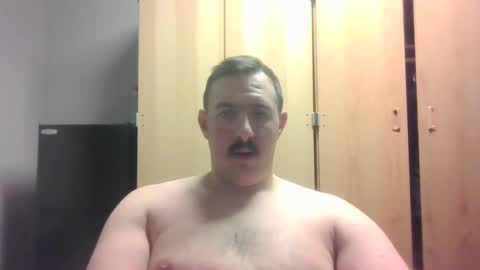 suck_my_popsicle13 online show from February 12, 2025, 12:37 am