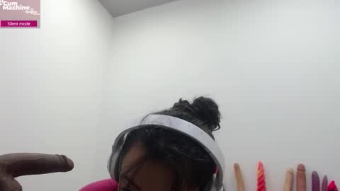 Sucky  online show from February 1, 2026, 12:04 pm