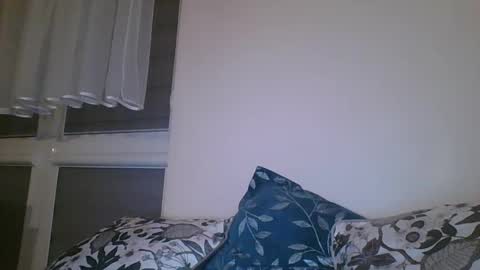 suckmycl00ck online show from December 26, 2024, 1:21 pm