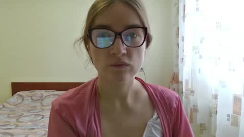 suckmydickifurstreight online show from December 22, 2025, 5:48 am