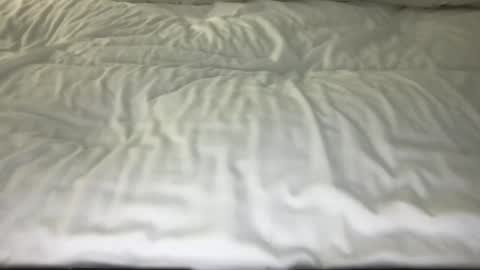 Snapshot of suckonthis318 chatting on September 28, 2025, 5:13 am suckonthis318 online show from September 28, 2025, 5:13 am