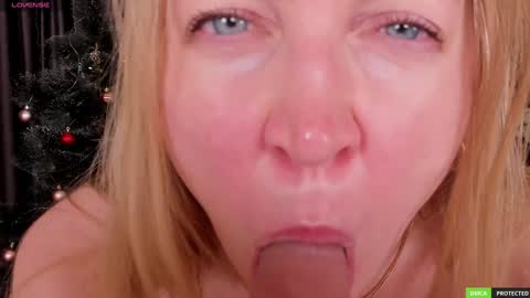 sugamomy online show from December 22, 2024, 3:33 am