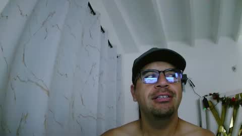 Snapshot of sugar1014 chatting on January 11, 2025, 2:04 pm sugar1014 online show from January 11, 2025, 2:04 pm