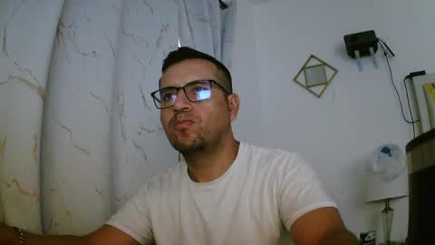 Snapshot of sugar1014 chatting on March 5, 2025, 12:22 pm sugar1014 online show from March 5, 2025, 12:22 pm