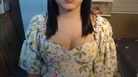 sugar_holy online show from December 4, 2025, 3:54 pm