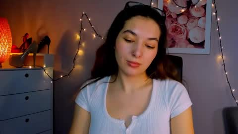 Snapshot of sugar_xmegan chatting on December 18, 2024, 6:03 pm Megan online show from December 18, 2024, 6:03 pm