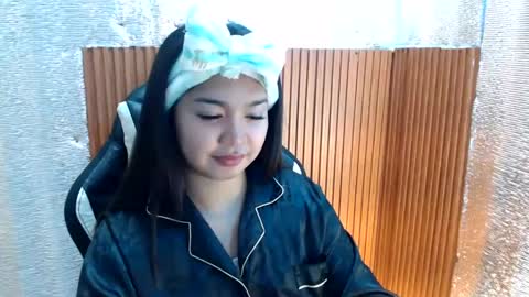 Sugar online show from January 10, 2025, 5:34 pm