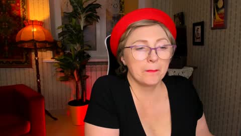 Vivien online show from January 16, 2025, 7:10 pm
