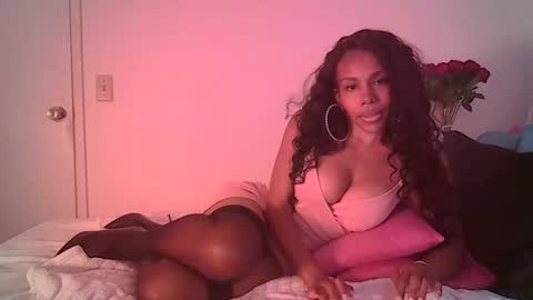 Kim Lee online show from May 3, 2026, 2:45 pm