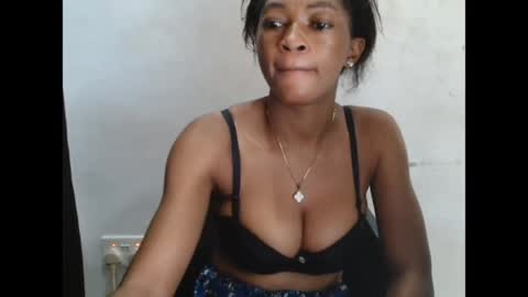 Snapshot of sugarxpussy chatting on April 6, 2026, 8:15 am sugarxpussy online show from April 6, 2026, 8:15 am