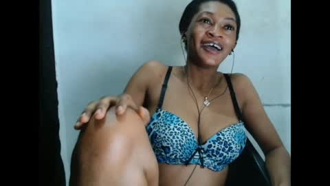 Snapshot of sugarxpussy chatting on April 19, 2026, 6:10 pm sugarxpussy online show from April 19, 2026, 6:10 pm
