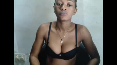 Snapshot of sugarxpussy chatting on May 17, 2026, 8:01 am sugarxpussy online show from May 17, 2026, 8:01 am