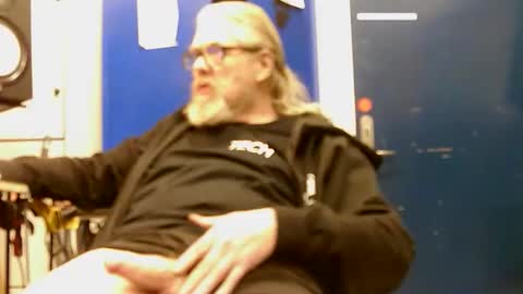 HotDenmark online show from February 22, 2026, 1:07 am