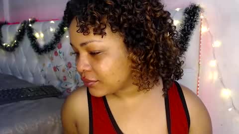 suggabrown_ online show from December 30, 2024, 9:19 pm