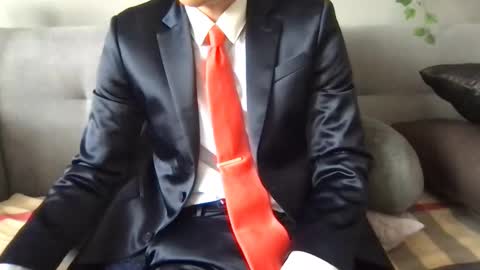 suitfetishez online show from February 26, 2026, 8:52 pm