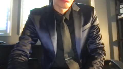 suitfetishez online show from March 23, 2026, 5:17 pm