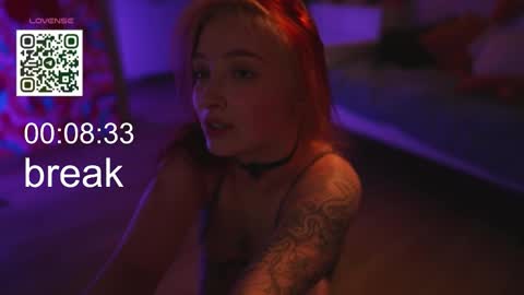 Snapshot of suk_ki chatting on October 21, 2025, 3:07 am Lika ginger  Jessy blond   online show from October 21, 2025, 3:07 am