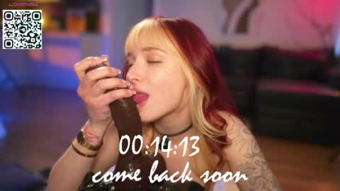 Lika ginger  Jessy blond   online show from May 11, 2026, 3:01 am