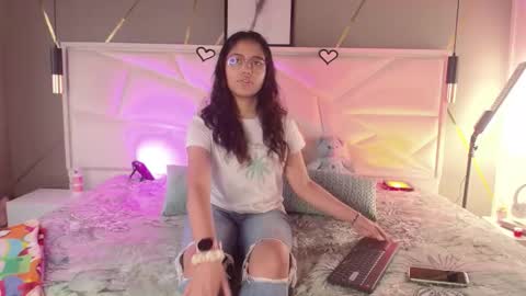 SUKI online show from November 14, 2025, 11:53 am