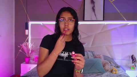 SUKI online show from March 8, 2026, 12:42 pm