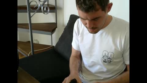 Snapshot of sultansgirls chatting on September 24, 2025, 3:26 pm The Sultan online show from September 24, 2025, 3:26 pm