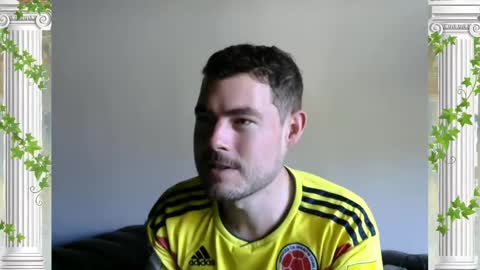 Snapshot of sultansgirls chatting on October 13, 2025, 5:57 pm The Sultan online show from October 13, 2025, 5:57 pm