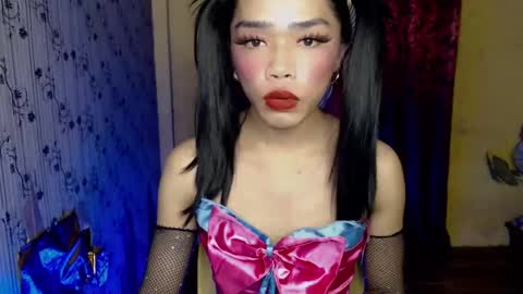 sultry_sirenxx online show from December 23, 2024, 4:33 am