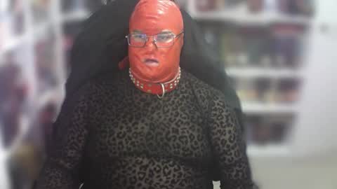 Sumisolatex online show from January 30, 2025, 11:02 pm