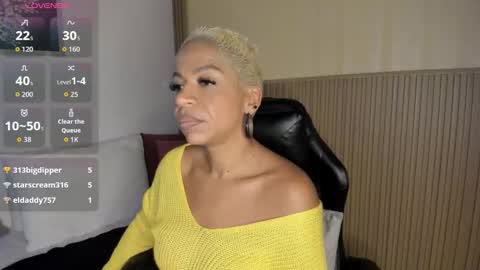 summer__night_ online show from November 10, 2025, 6:07 pm