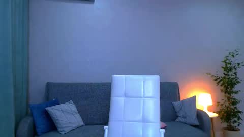 Christina online show from March 13, 2026, 6:03 pm