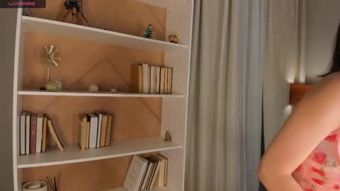 Snapshot of summer_lilac chatting on September 27, 2025, 7:08 pm Nelly online show from September 27, 2025, 7:08 pm