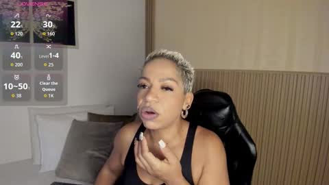 Snapshot of summer_night_ chatting on March 26, 2026, 11:27 am Summer online show from March 26, 2026, 11:27 am