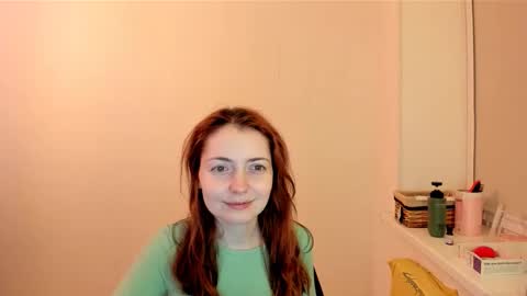 Summer Preston online show from November 1, 2025, 4:42 pm