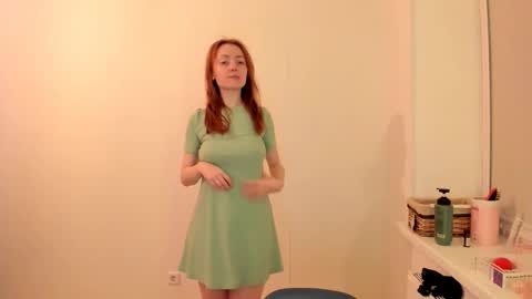 Summer Preston online show from November 27, 2025, 8:22 pm