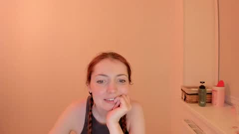 Summer Preston online show from April 15, 2026, 2:40 am