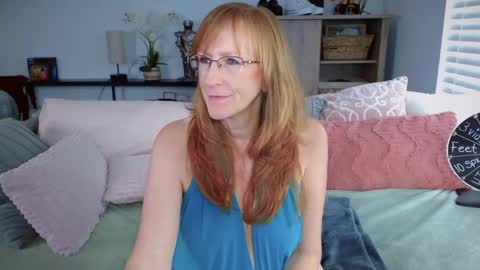 SummerKnightzzz online show from January 10, 2025, 6:17 pm