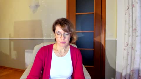 summerliza online show from December 24, 2024, 1:28 pm